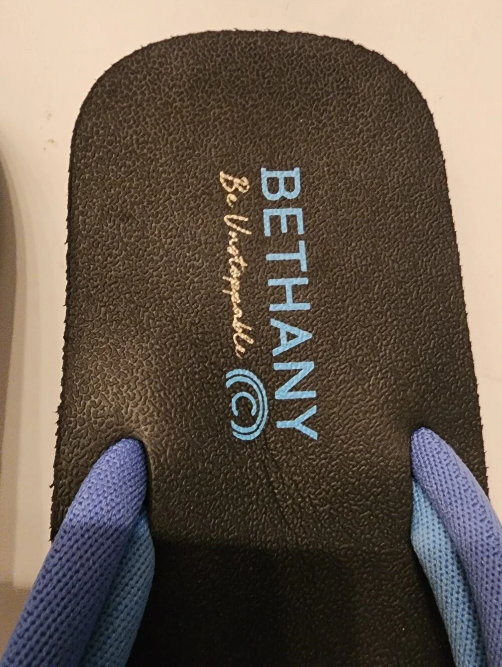 Cobian X BETHANY Honua Flip Flops In Blue Size 8
